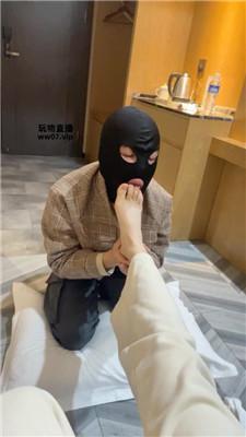 沐沐舔小白鞋棉袜-赏赐圣水 JS250331-7