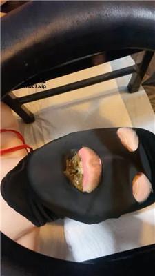 胖虎内裤套头羞辱兄弟奴 JS250331-4