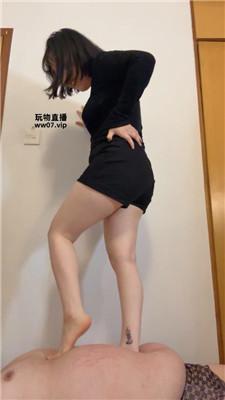 佳佳白袜脚全体重踩踏 bf51864