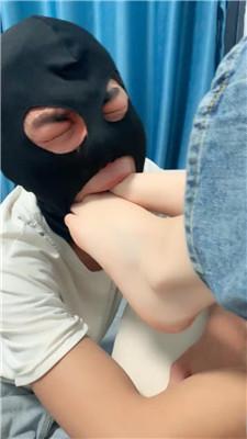 小鱼饼干近距离裸足狂舔 JS250414-25