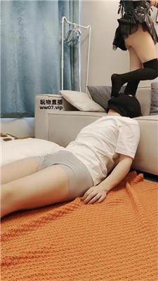 苏梦臭脚脚丫踩踏喂食完整版 bf52291